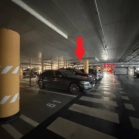 On The Danube, Center, Free Parking Апартаменти Братислава