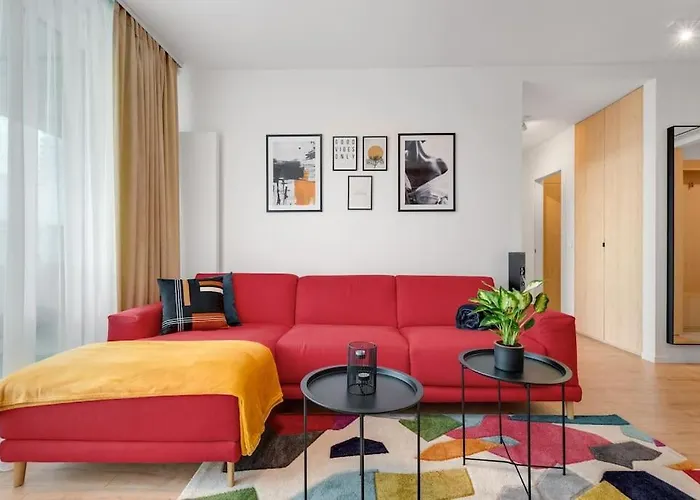 On The Danube, Center, Free Parking Appartement