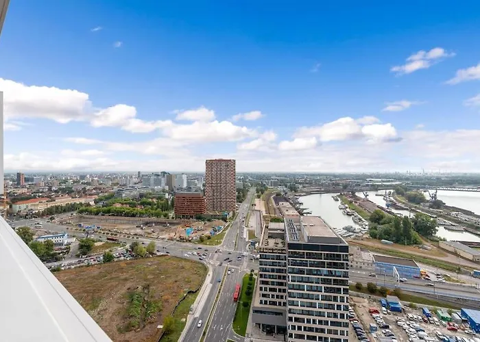 Appartement On The Danube, Center, Free Parking *