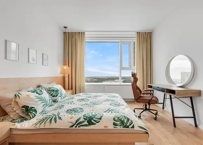 On The Danube, Center, Free Parking Appartement *