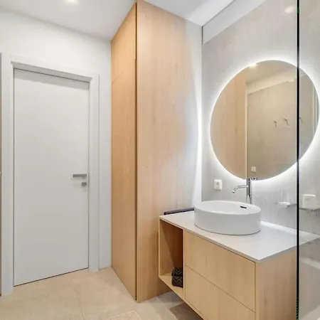 On The Danube, Center, Free Parking Appartement Bratislava