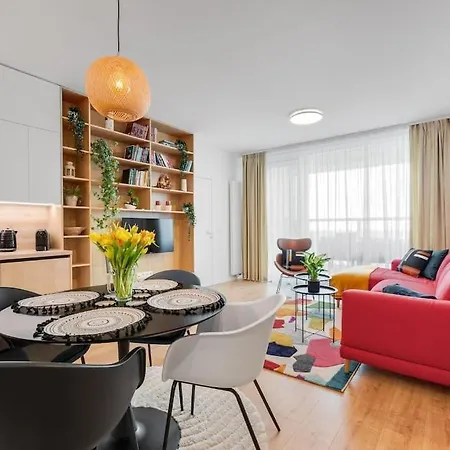 On The Danube, Center, Free Parking Appartement *